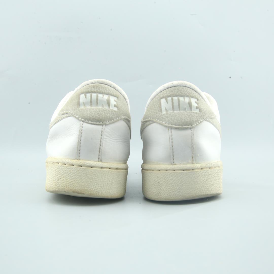Nike Classic Cs