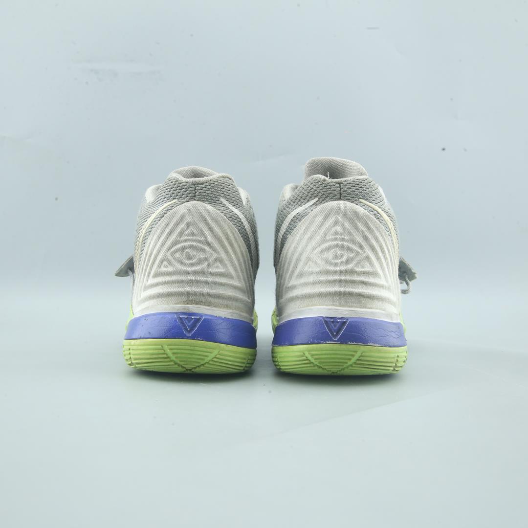 Nike Kyrie 5