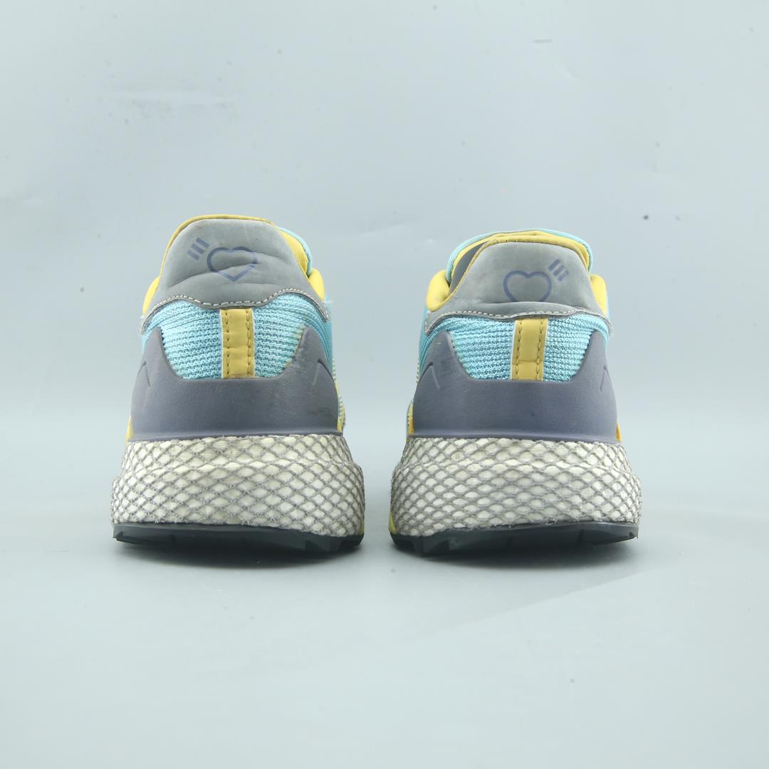 Adidas Questar