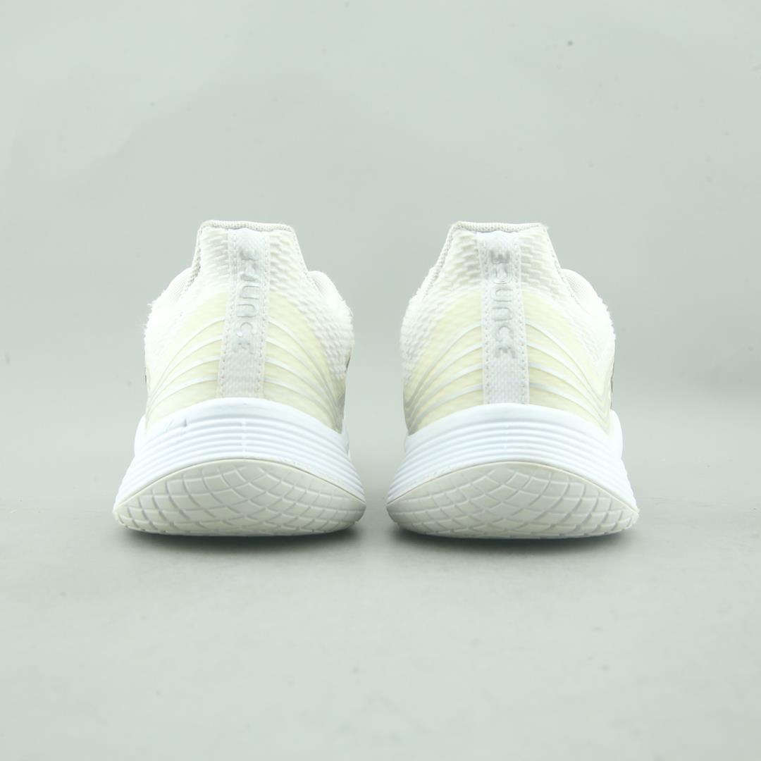Adidas Novaflight