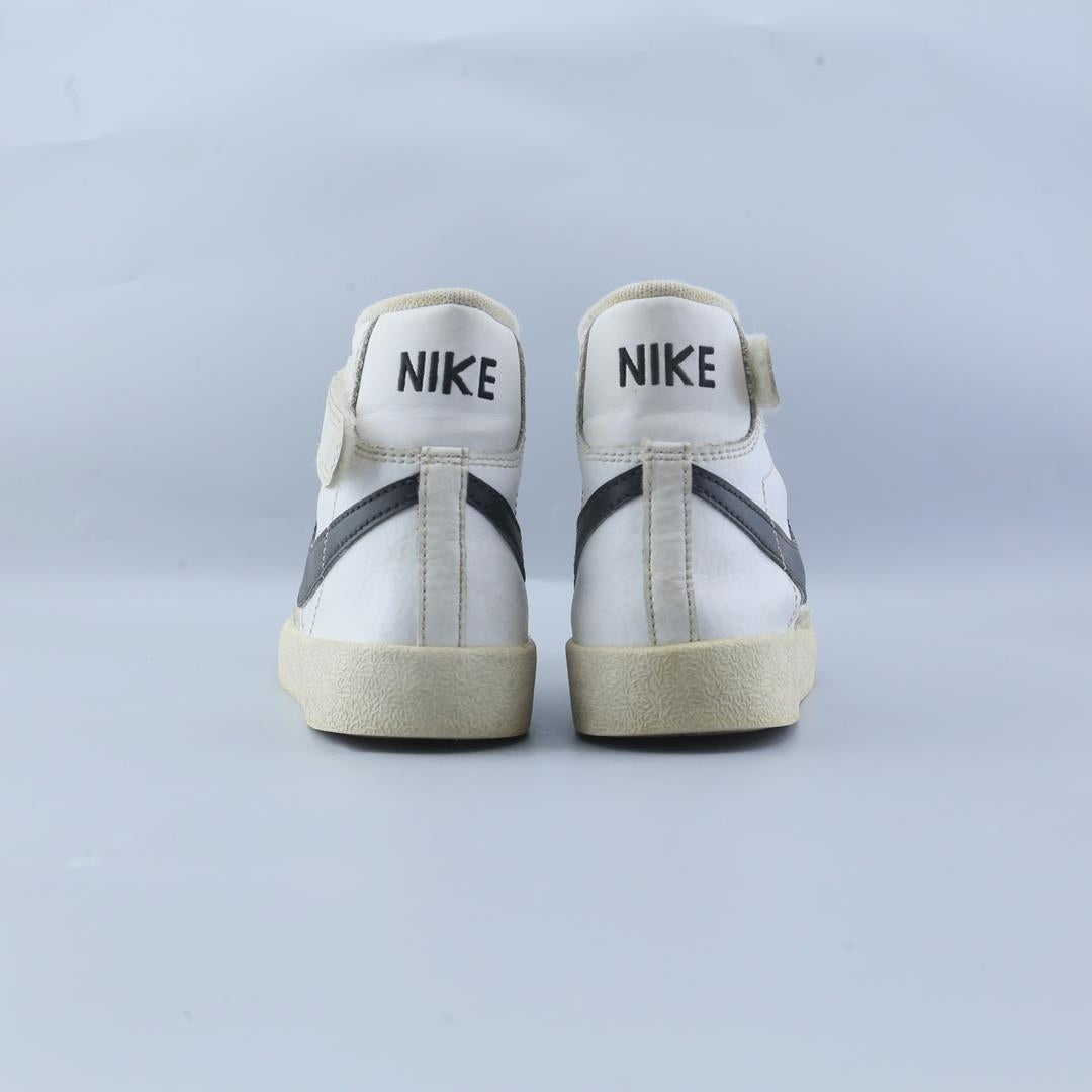 Nike Blazer Mid '77