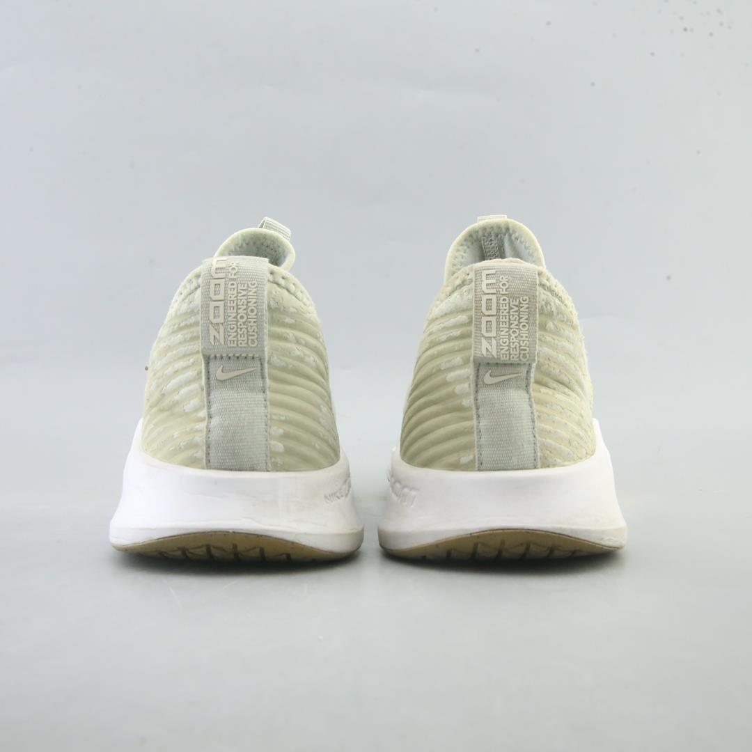Nike Air Zoom Elevate