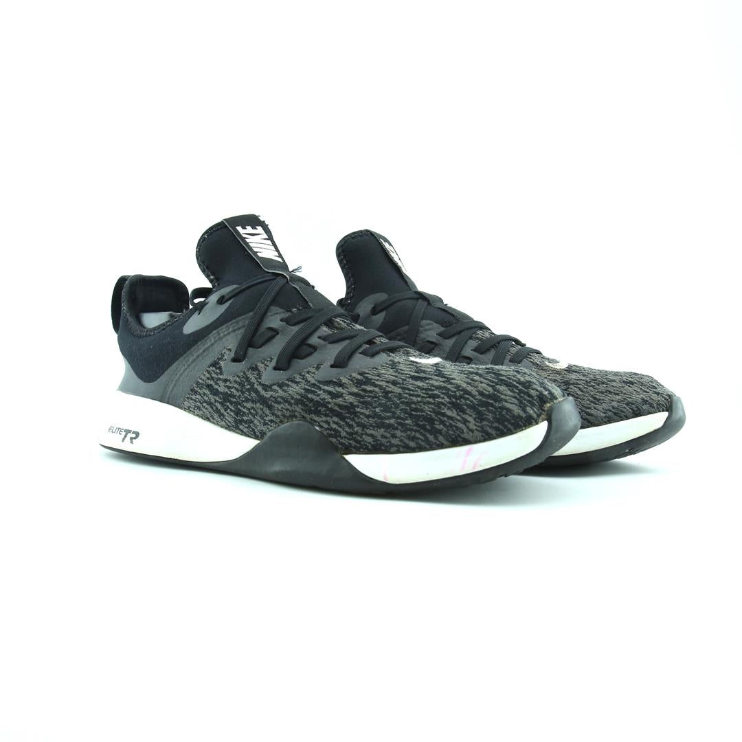 Nike Foundation Elite