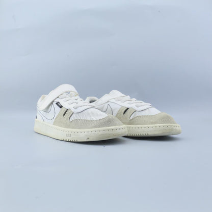 Nike Squash Type
