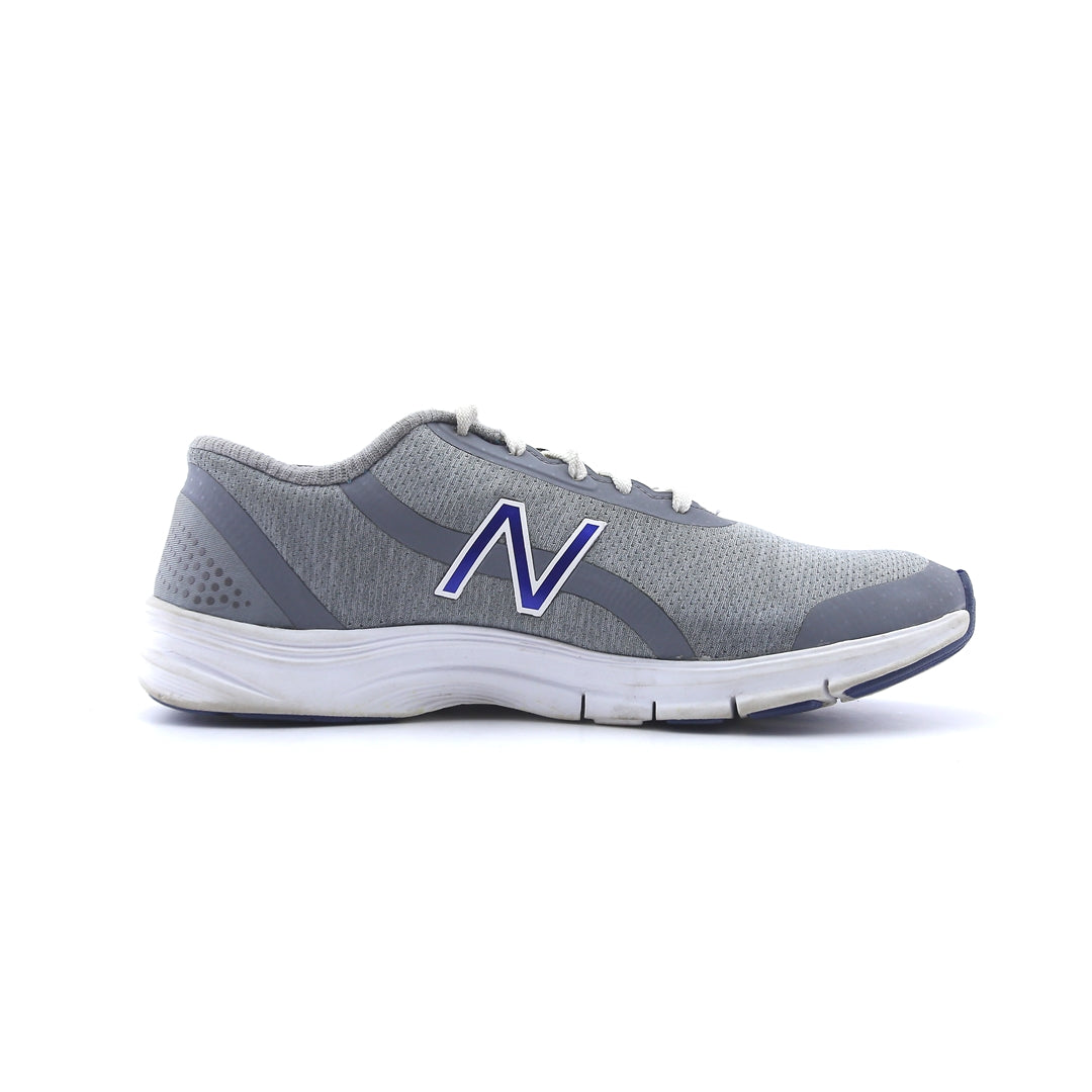 New Balance 711V3