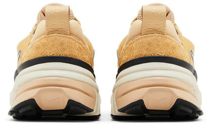 Nike V2K Run Sesame (W)
