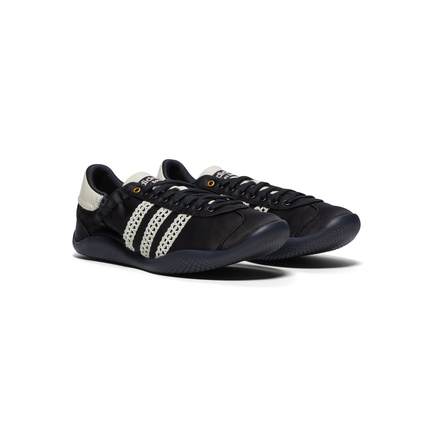 Adidas Wb Karintha Lo Satin (Cblack/Dbrown/Crewht)