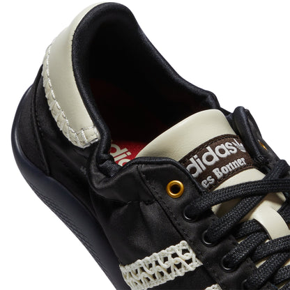 Adidas Wb Karintha Lo Satin (Cblack/Dbrown/Crewht)