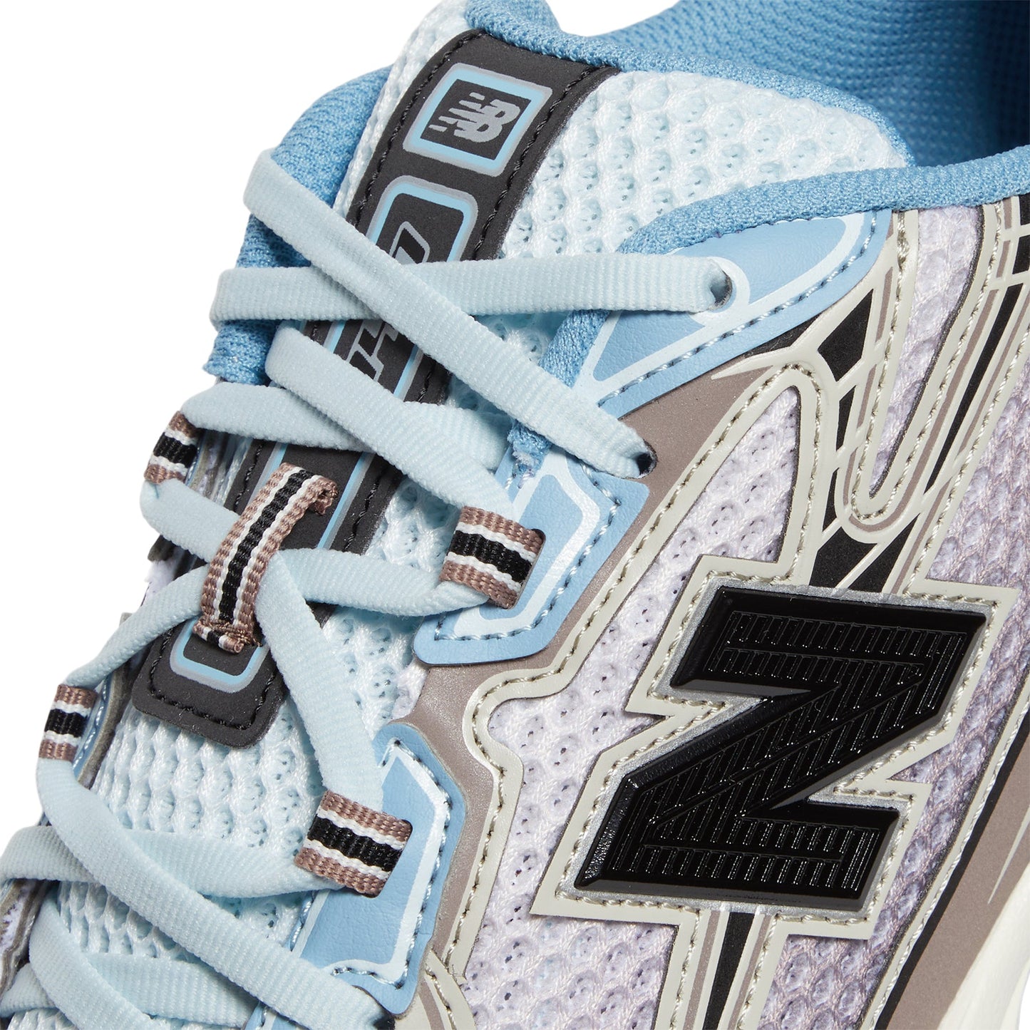 New Balance 740 (Sea Salt)