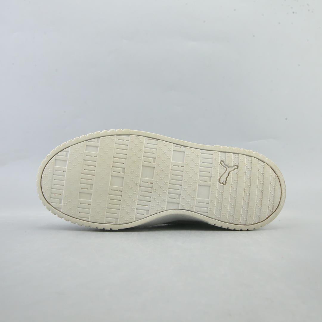Puma Carina 2.0