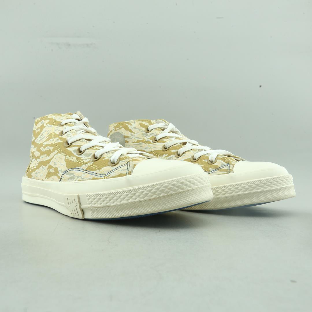 Converse Undefeated X Chuck 70 Mid