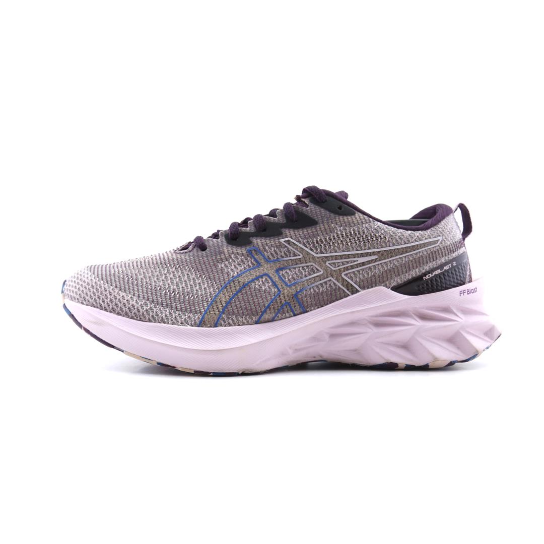 Asics Novablast 2