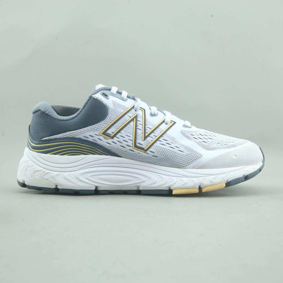New Balance 840 V5