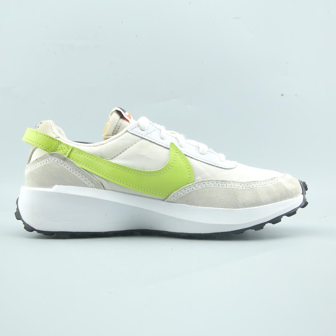Nike Waffle Debut