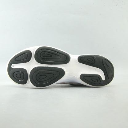 Nike Revolution 4