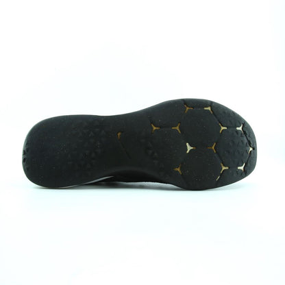 Nike Foundation Elite
