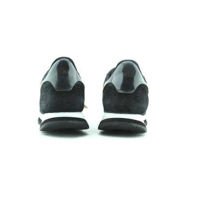 Nike V-Love O.X.