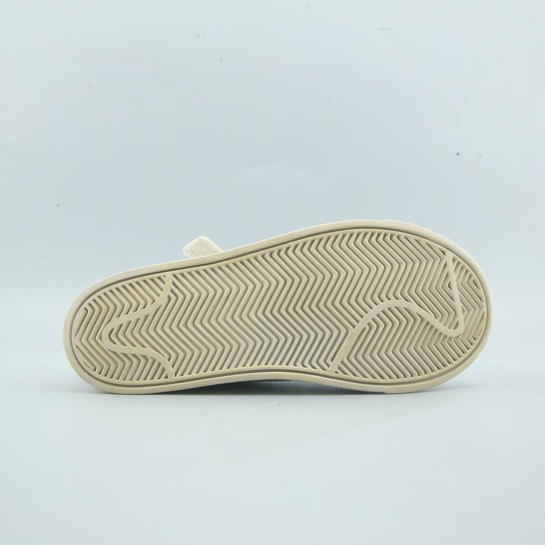 Nike Court Borough Low