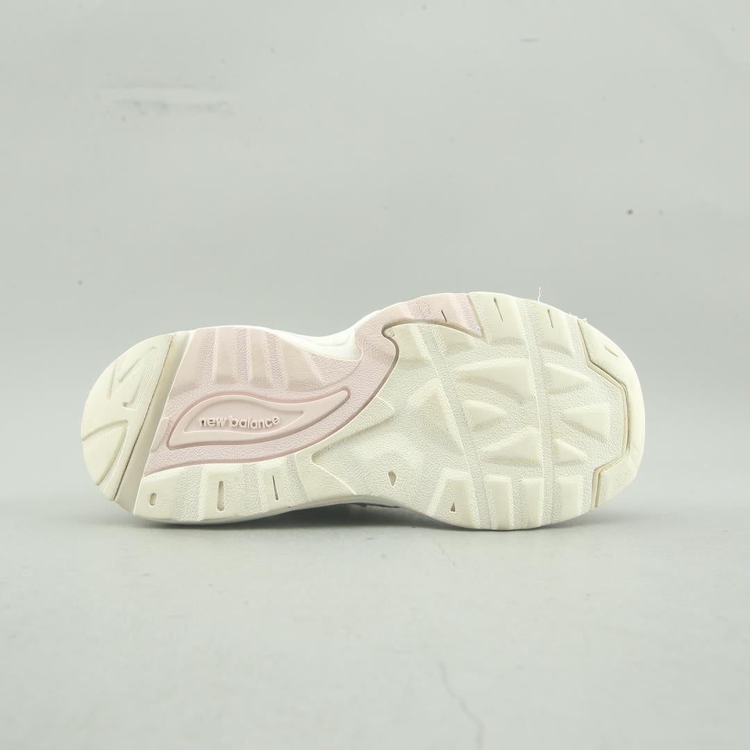 New Balance 878V1