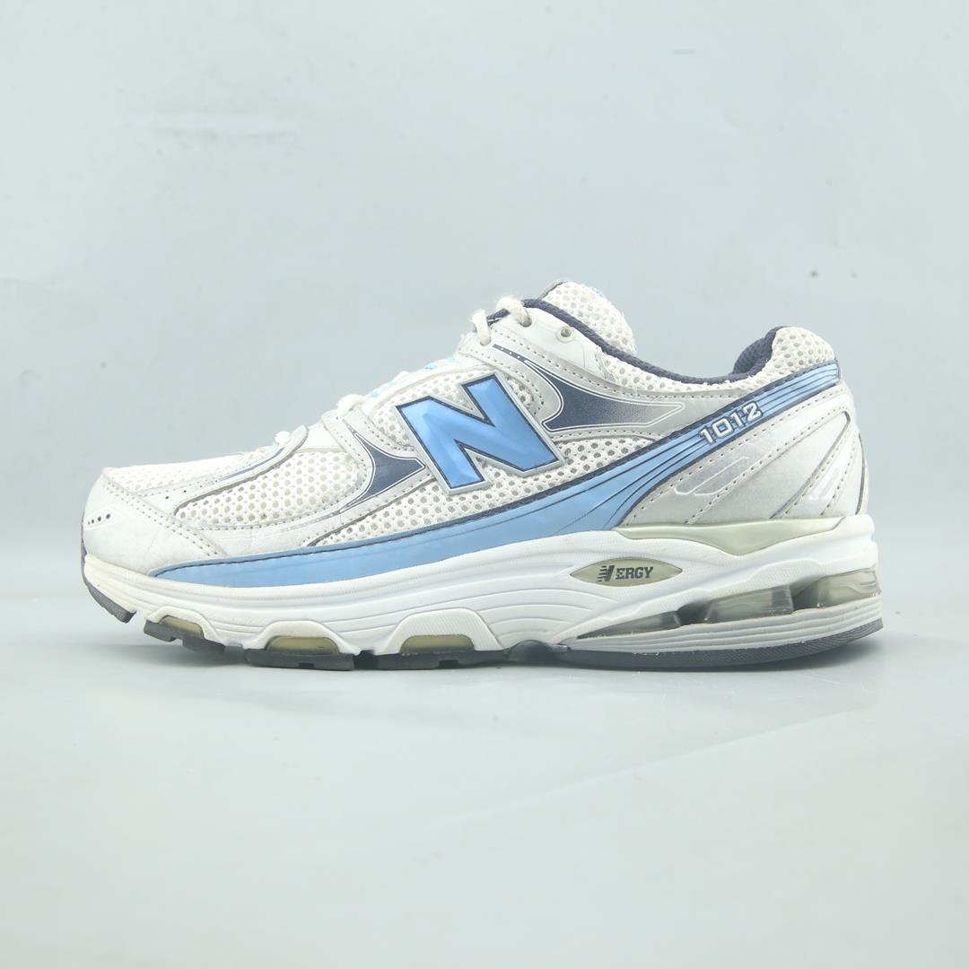 New Balance 1012 V1