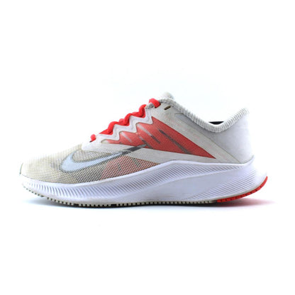 Nike Quest 3