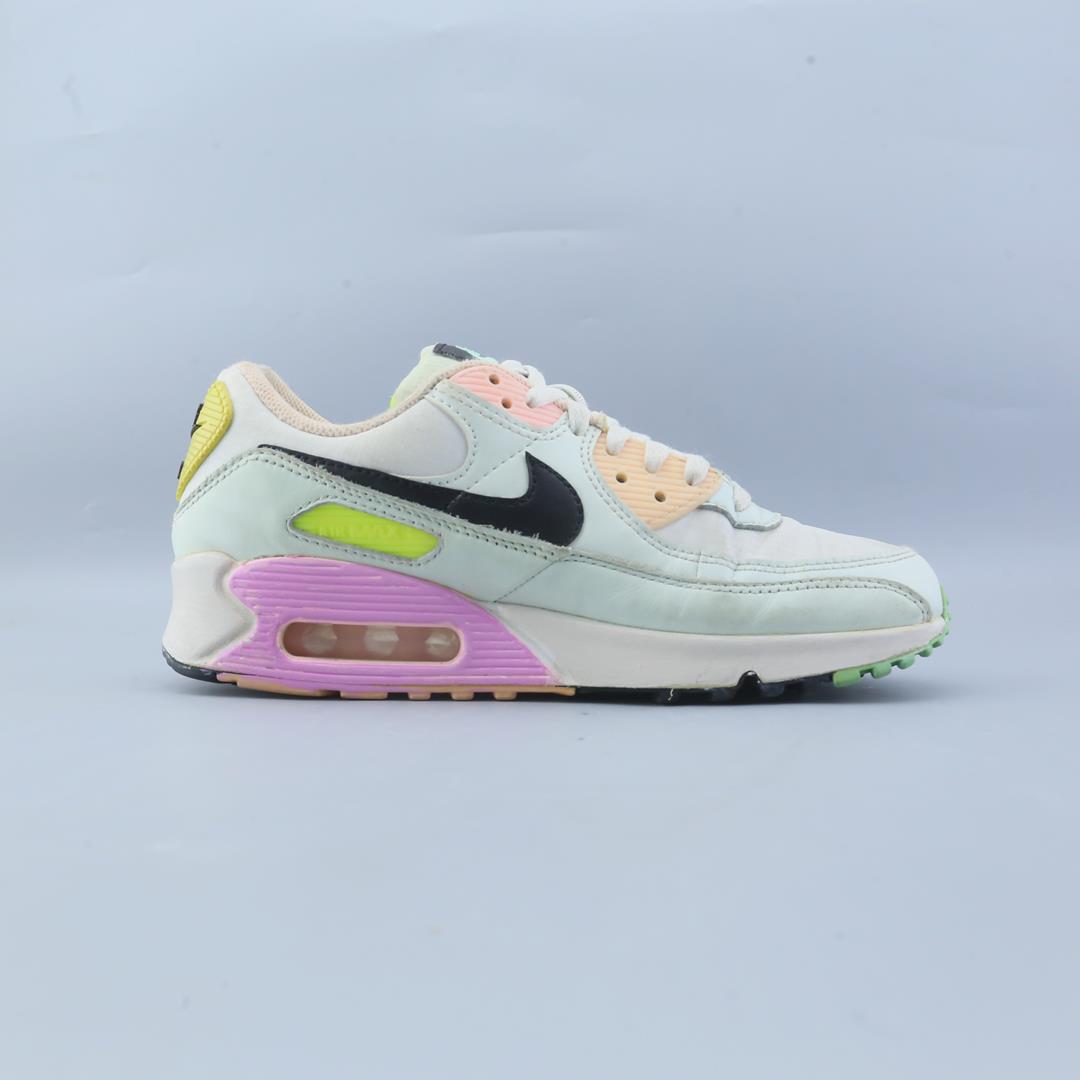 Nike Air Max 90