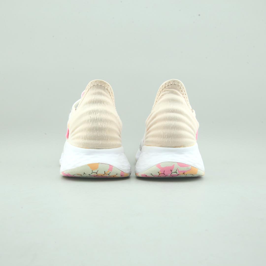 New Balance Fresh Foam Roav