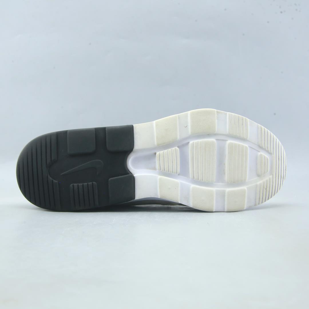 Nike Air Max Motion 2