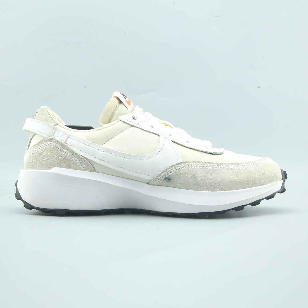 Nike Waffle Debut