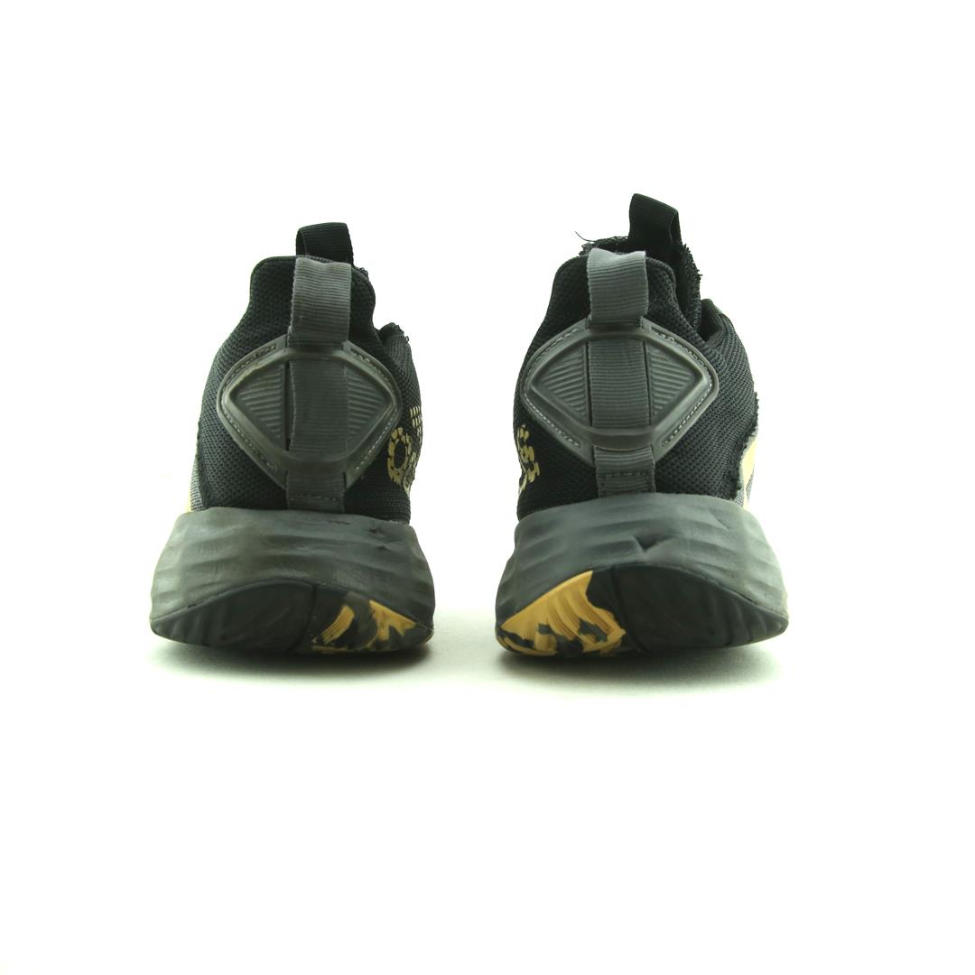 Adidas Ownthegame 2.0