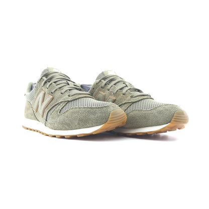 New Balance 373