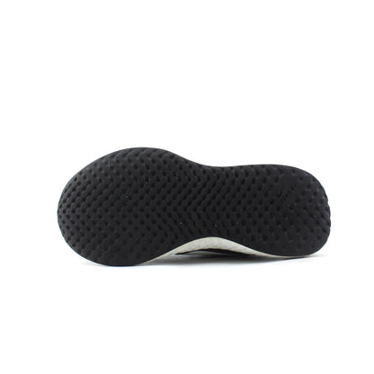 Nike Revolution 5