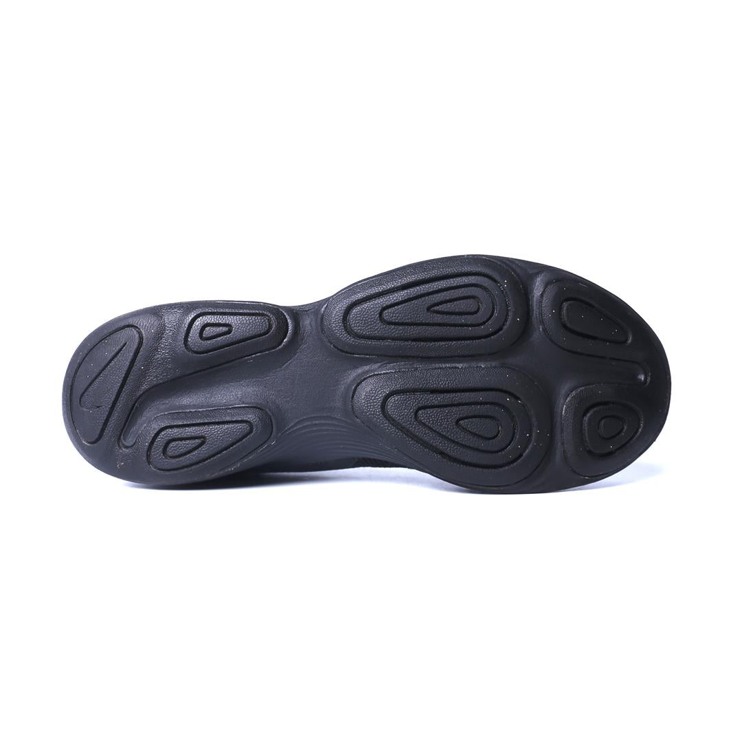 Nike Revolution 4