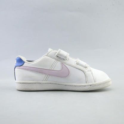 Nike Court Royale