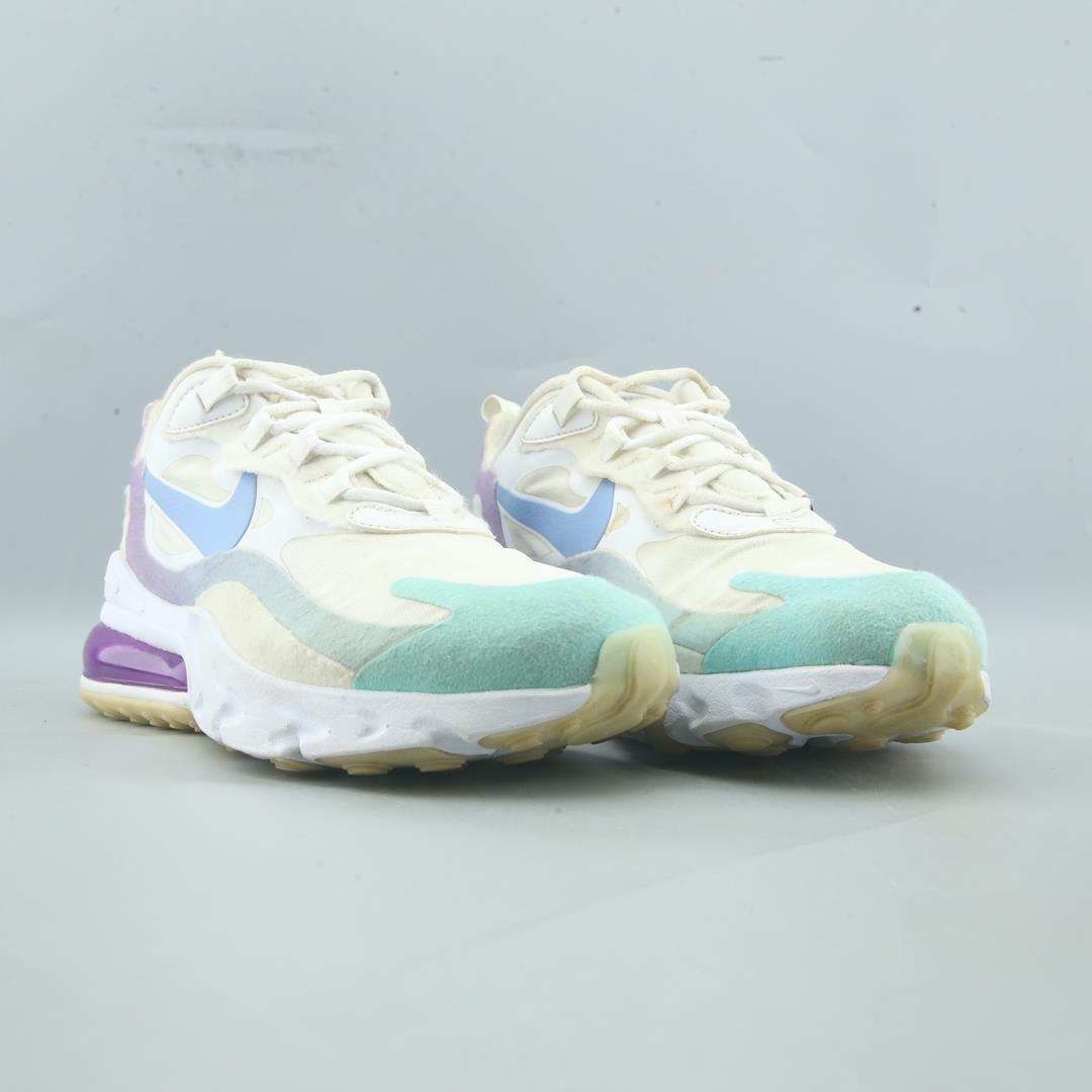 Nike Air Max 270 React