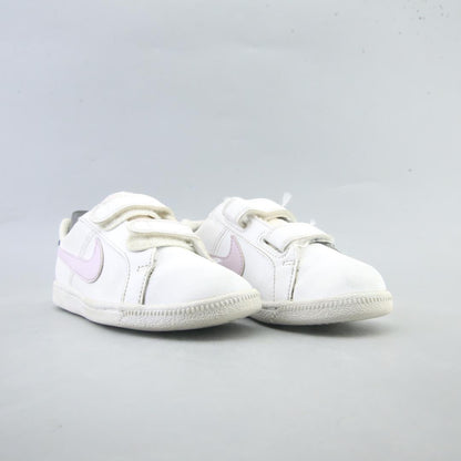 Nike Court Royale