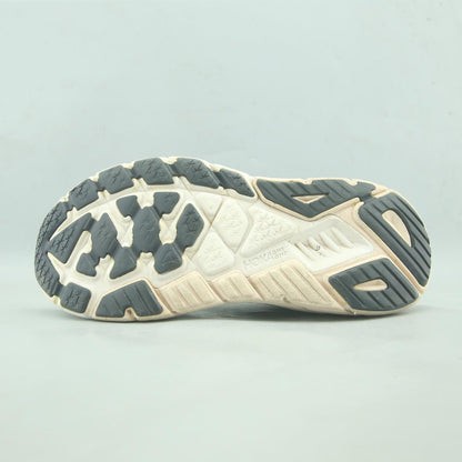 Hoka One One Arahi 5