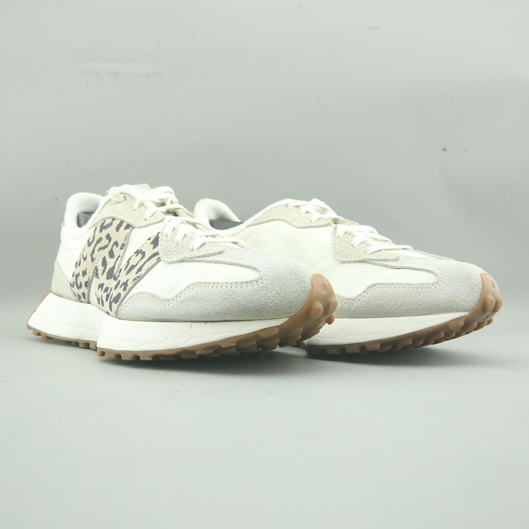 New Balance 327