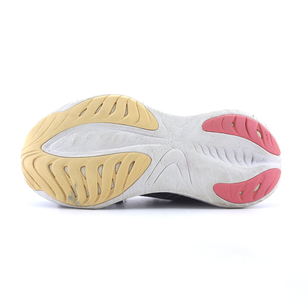 Asics Gel-Cumulus 25