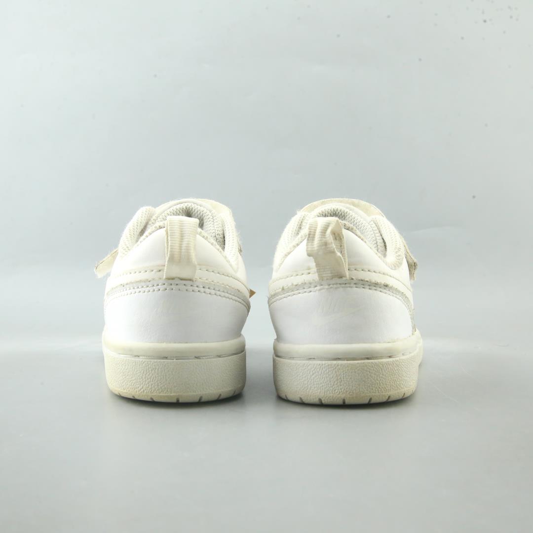 Nike Court Borough Low 2