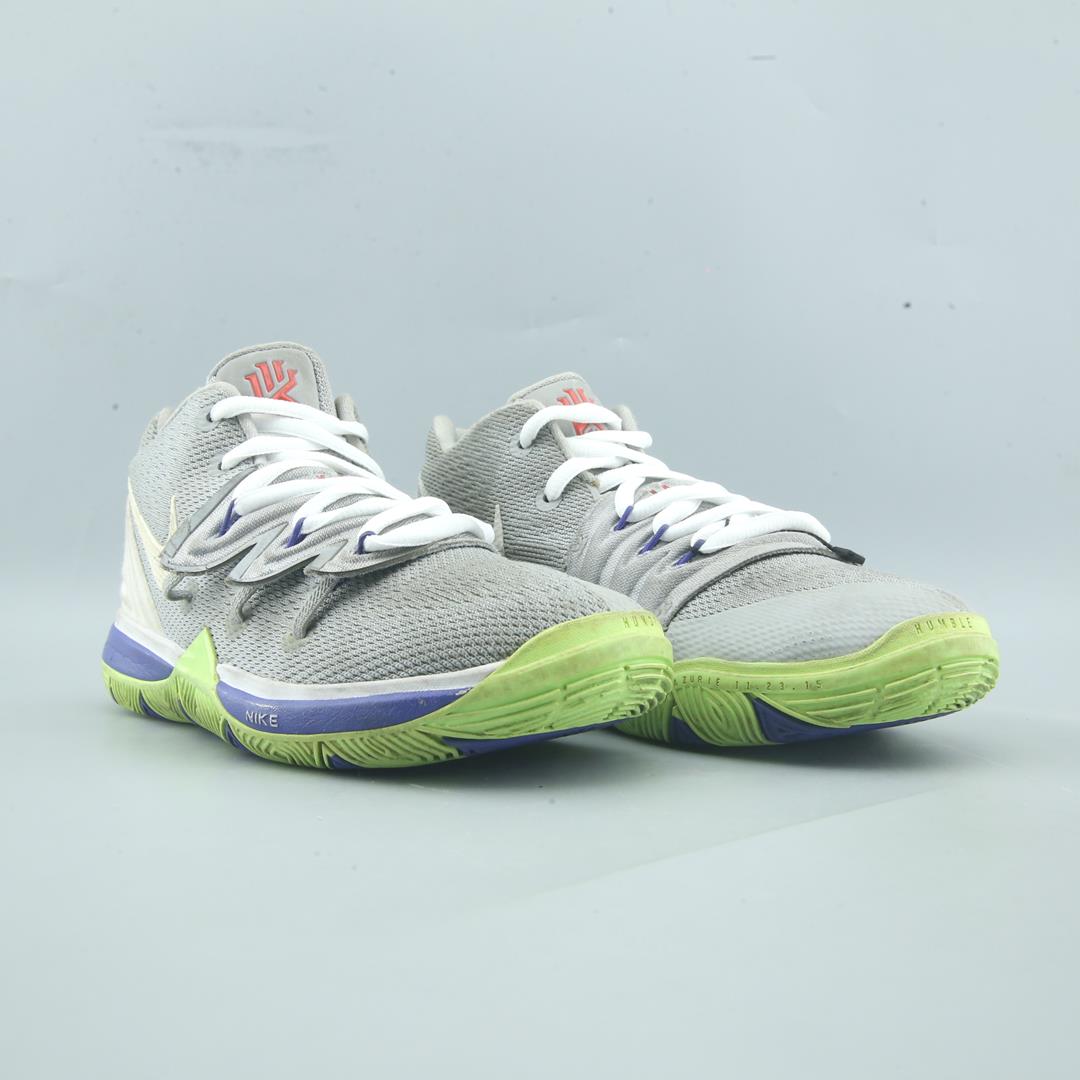 Nike Kyrie 5