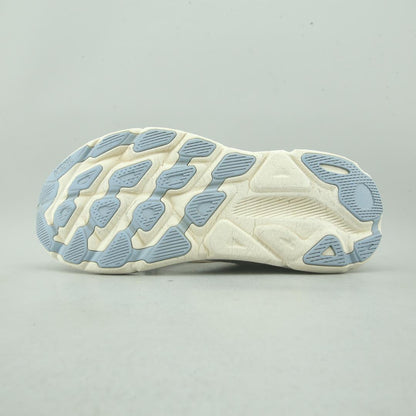 Hoka One One Clifton 9