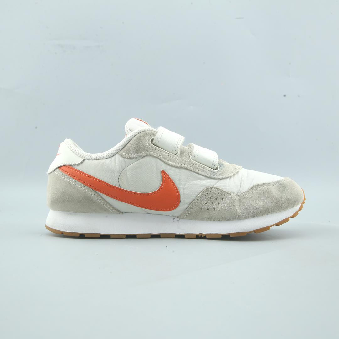 Nike Md Valiant