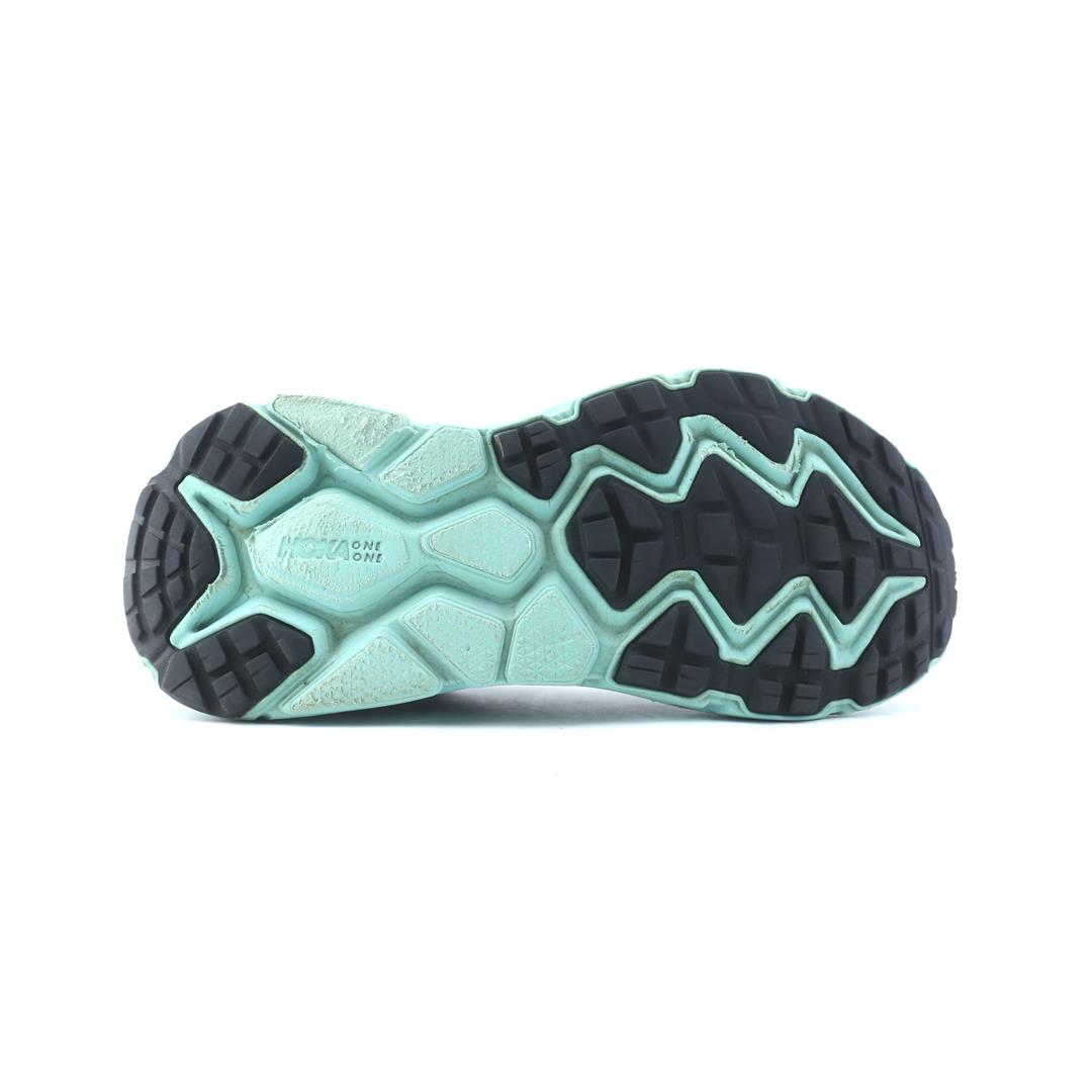 Hoka One One Challenger Atr 6