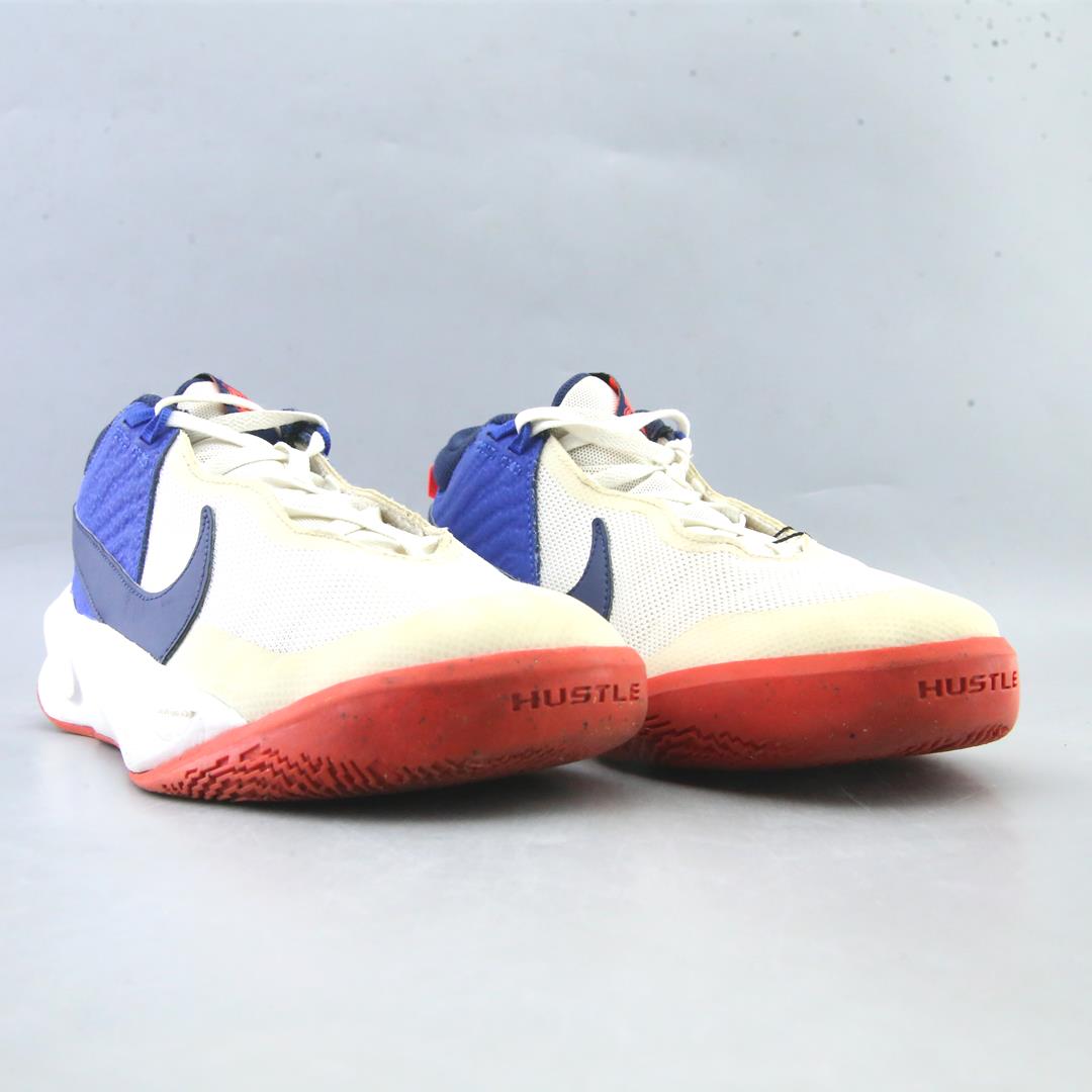 Nike Team Hustle D 10