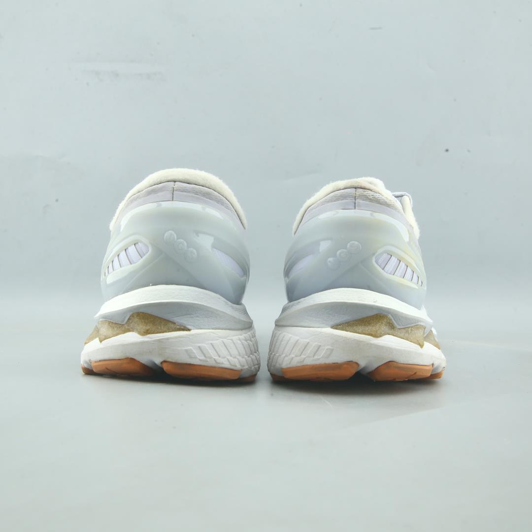 Asics Gel-Kayano 27