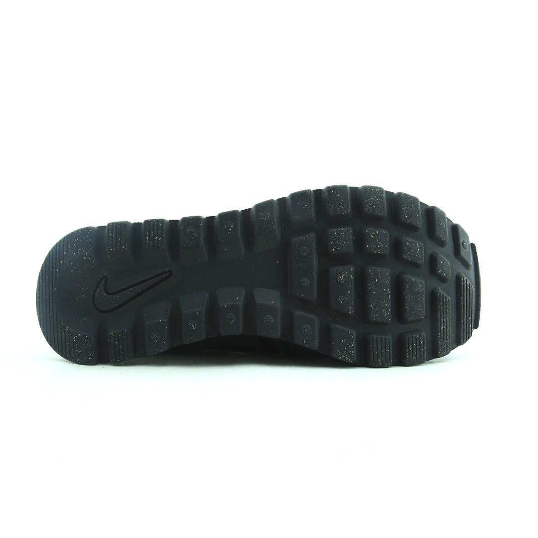 Nike V-Love O.X.