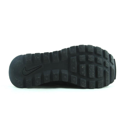 Nike V-Love O.X.