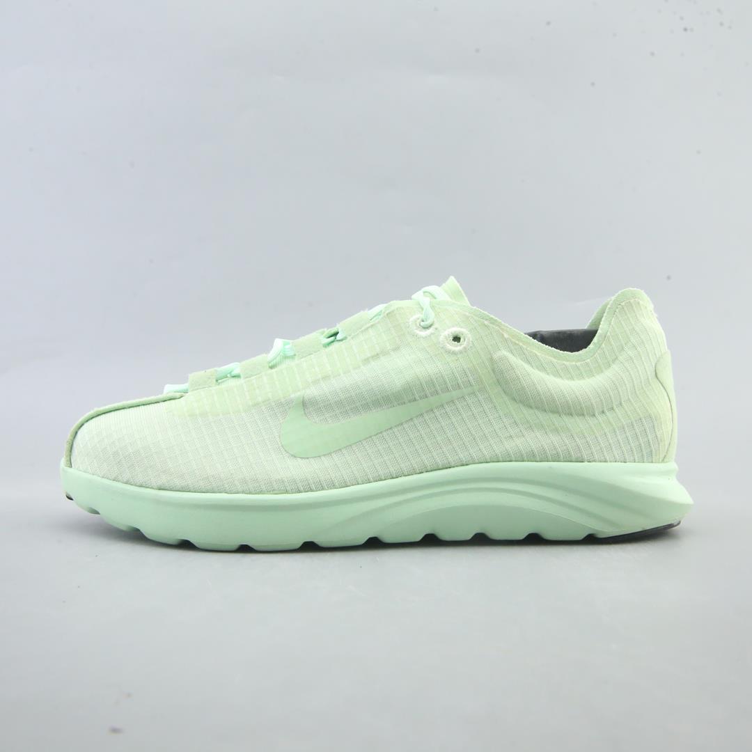 Nike Mayfly Lite Si