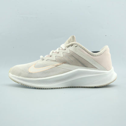 Nike Quest 3